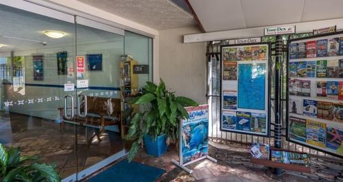 ケアンズ ホリデイ ロッジ エクステリア 写真
